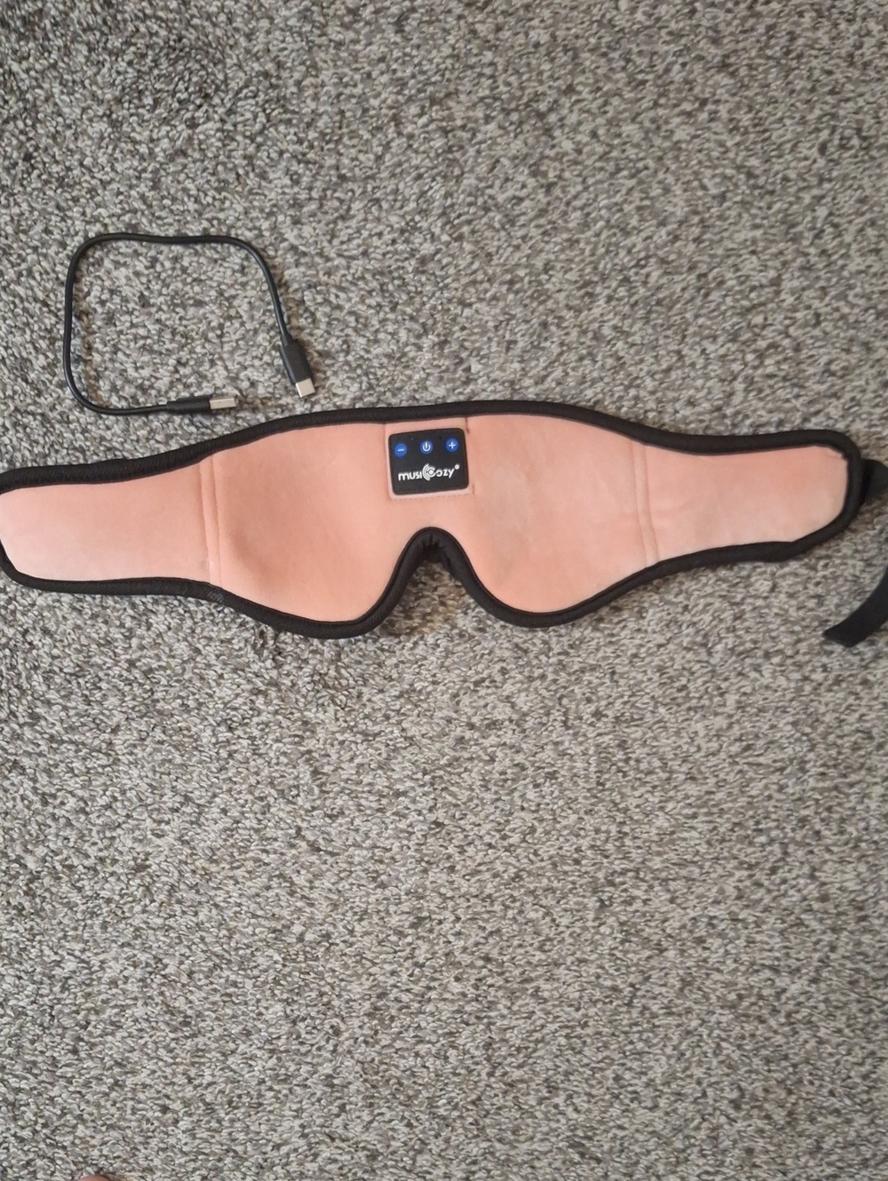 Muse Pink Heated Eye Mask with Black Trim and USB Cable